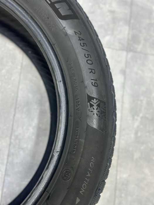 Зимова шина 1шт Michelin Pilot Alpin5 245/50 R19 105V XL RSC