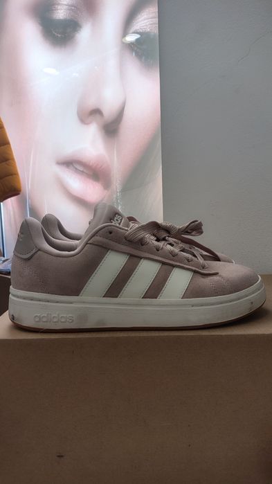 Adidas Grand Court Alpha JI1719 rozmiar 40