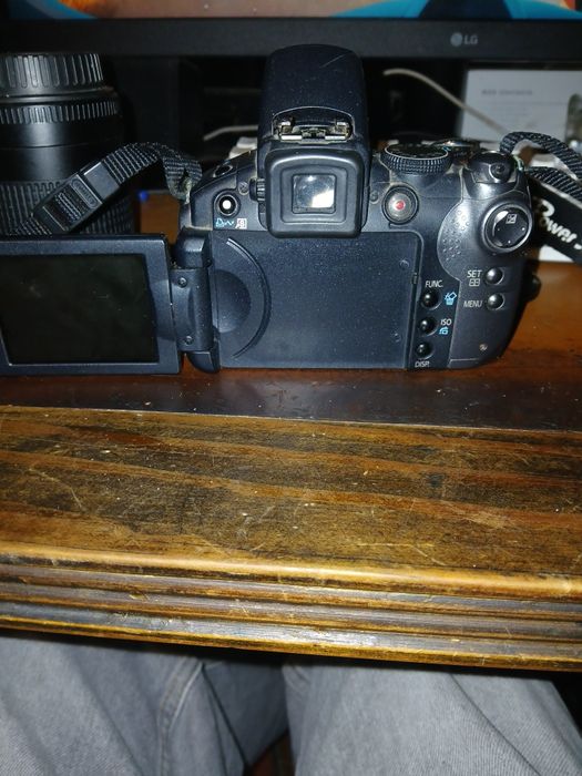 Câmera Canon Power Short