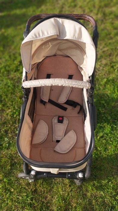 Коляска.              .