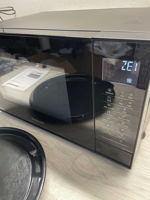 Kuchenka mikrofalow Panasonic 27l 1000W Grill