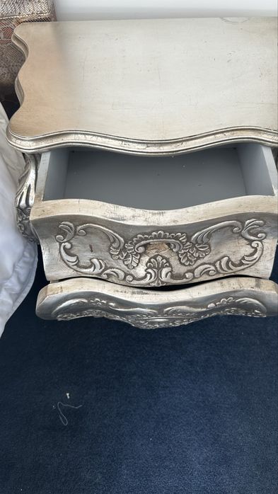 Mesa de cabeceira