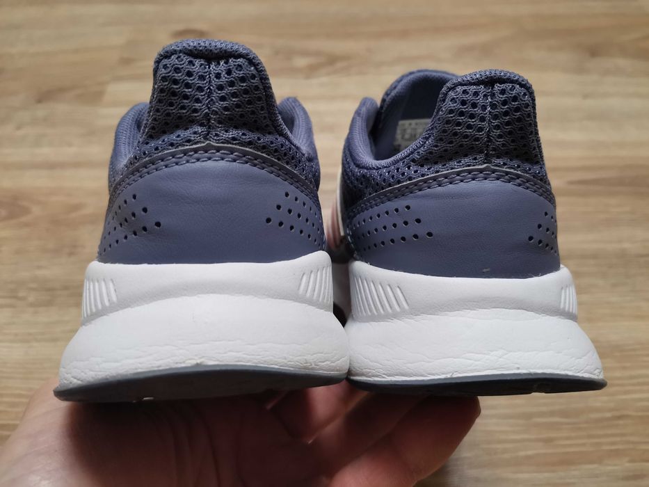 Продам кросівки Adidas Runfalcon K 34 розміру.