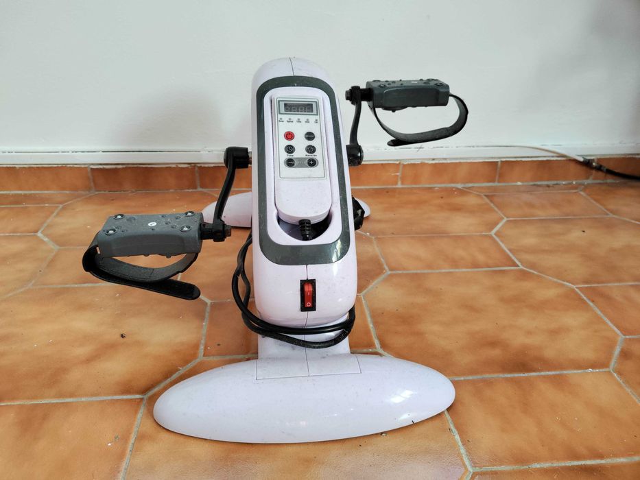 Pedaleira eléctrica nova