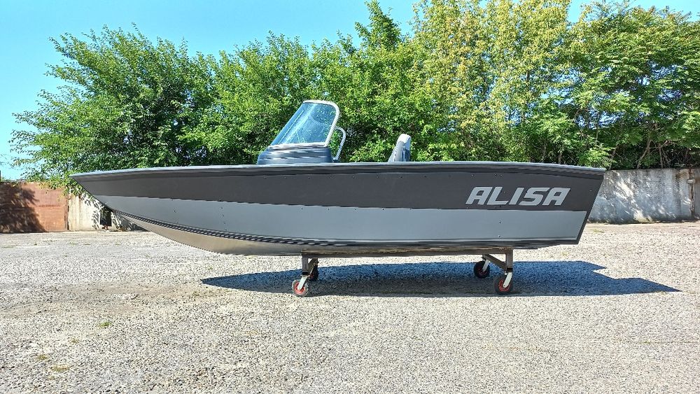 Човен алюмінієвий ALISA 520