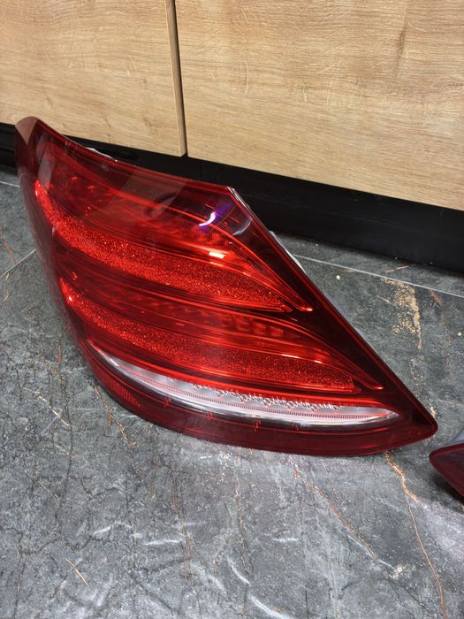 Lampy tylnie w213 UK