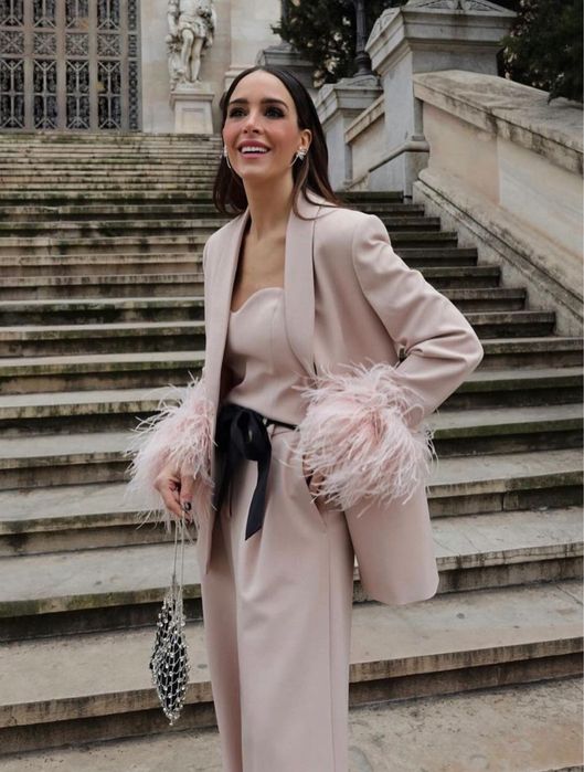 Продам костюм від Zara