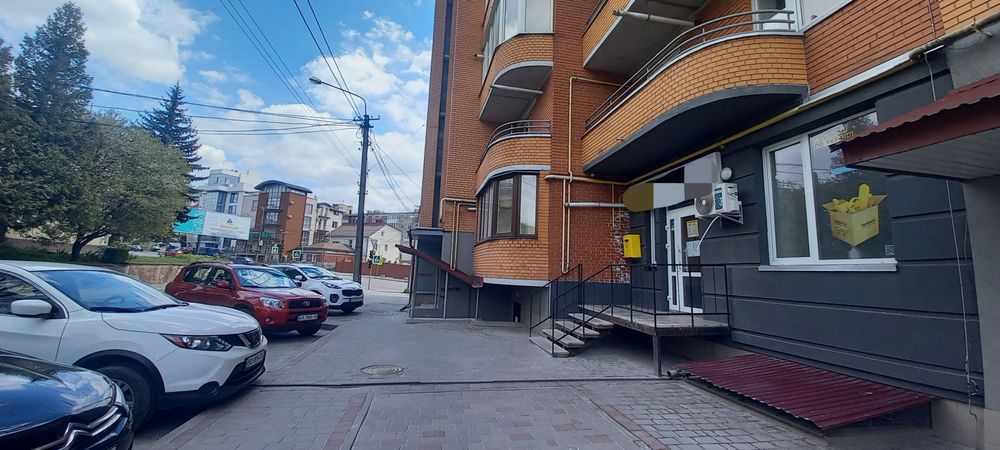 Продаж комерційного приміщення пр.С.Бандери