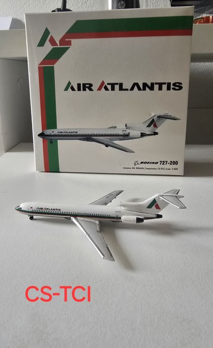 avião Air Atlantis Boeing 727-200