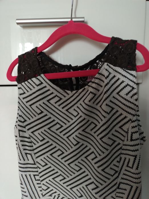 Sukienka f&f 134/140