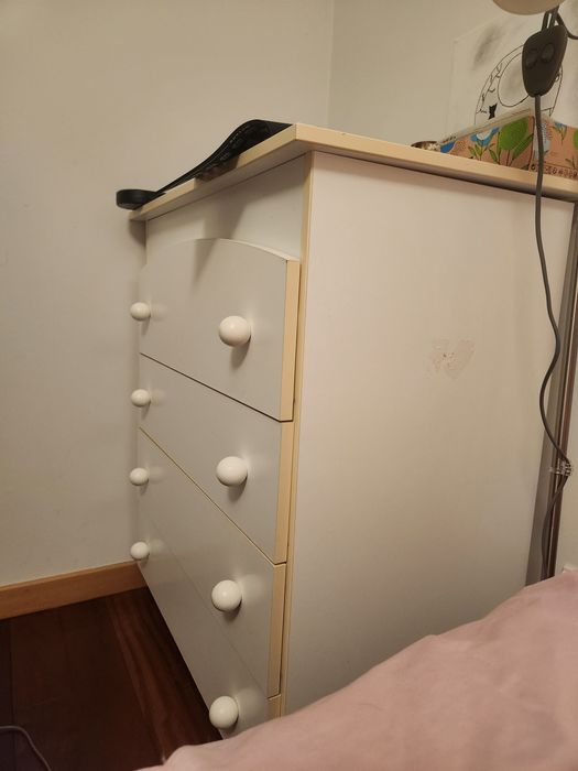 Aparador para quarto de criança