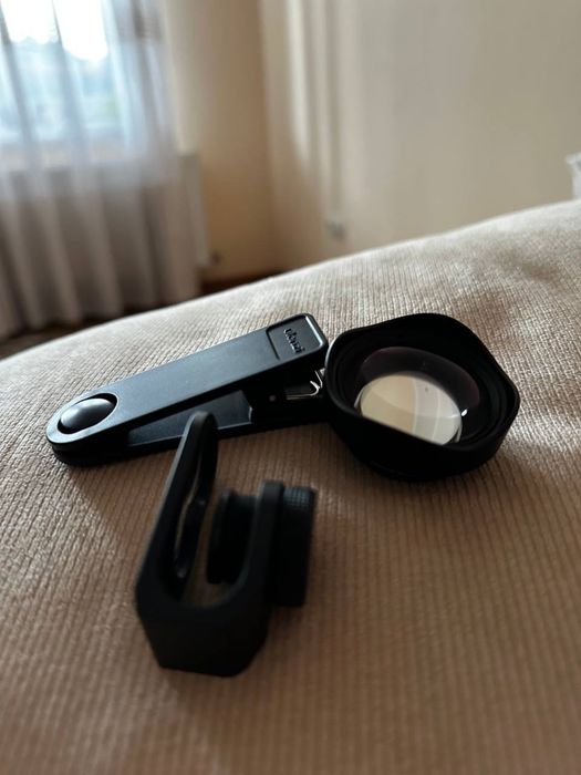 Професійна макро лінза Ulanzi для детальної зйомки дрібних об'єктів.