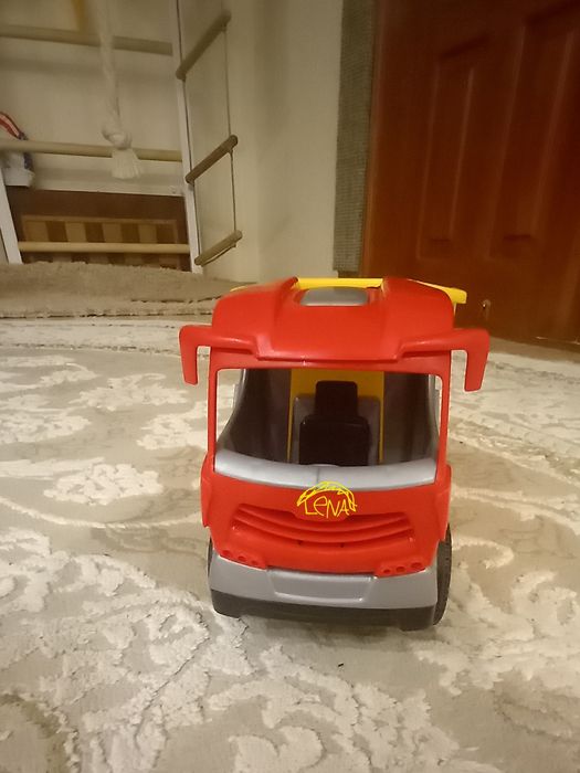 Самосвал пластиковий