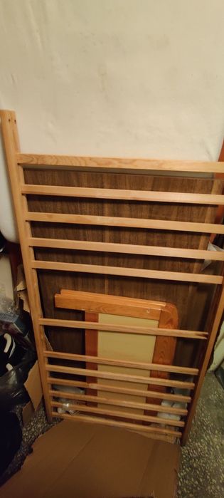 Łóżeczko dziecięce z materacem