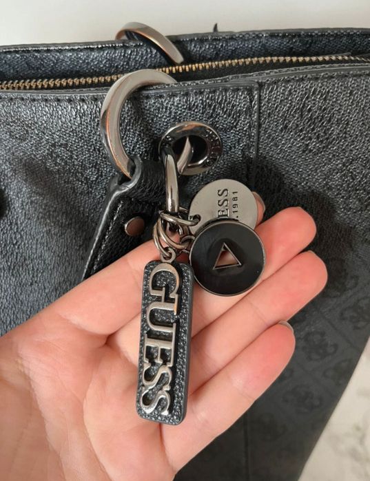 Torebka GUESS shopper z pokrowcem w bardzo dobrym stanie