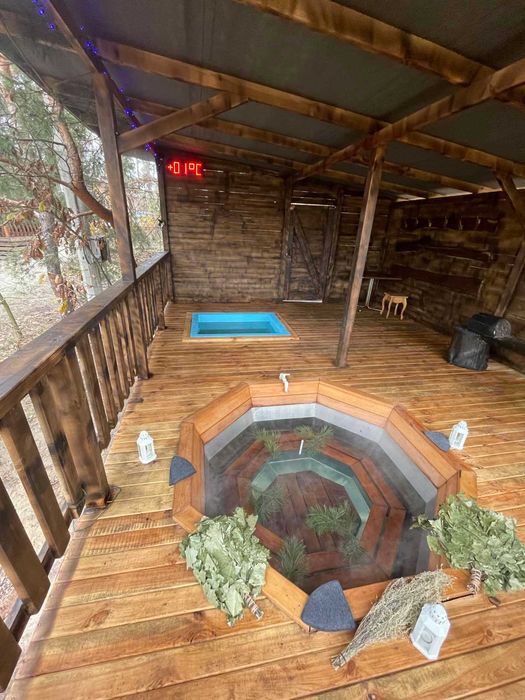 Здаю новий двохпов. зруб з каміном на 12чол.(баня та чан) ліс, Десна