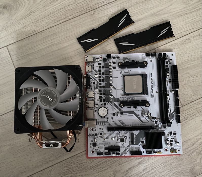 Комплект Ryzen B450 DDR 4 16 Gb 3000 MHz