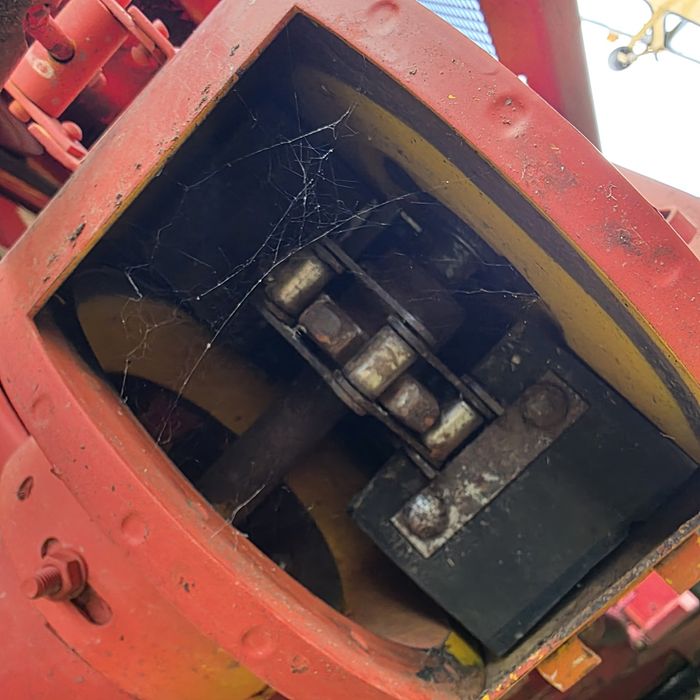 Комбайн Massey Ferguson 20 430