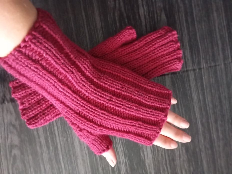Мітенки жіночі..