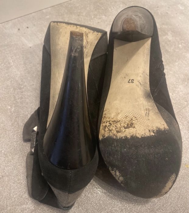 Zamszowo-skórzane botki na obcasie i platformie, Deichmann, 37