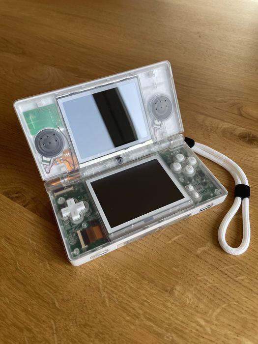 Nintendo DS Lite custom flash