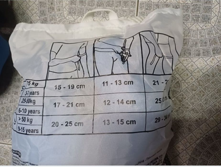 Patins de criança play3 com equipento de proteção