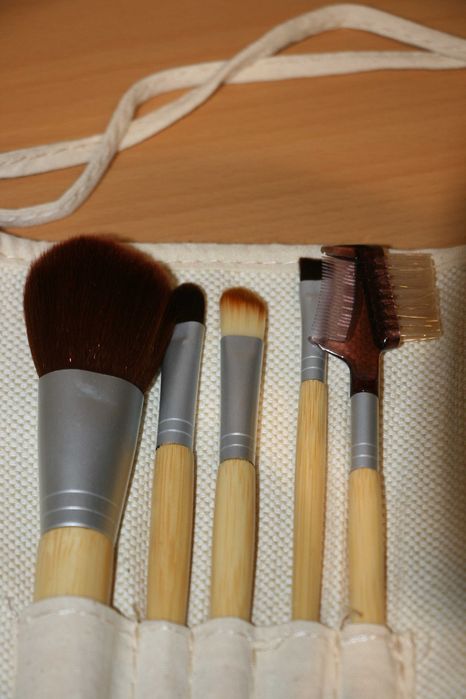 Conjunto 5 Pincéis Eco Oriflame - NOVO