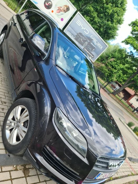 Sprzedam Audi Q7 3.0 tdi  245km