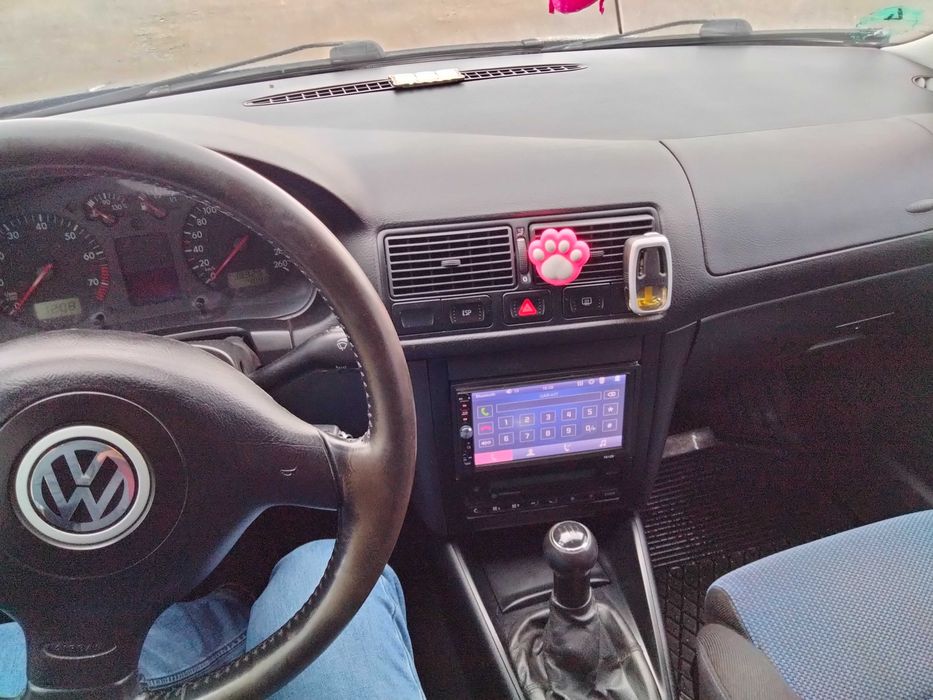 Volkswagen Golf IV