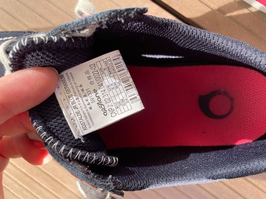 Buty granatowe Tribord rozmiar 38