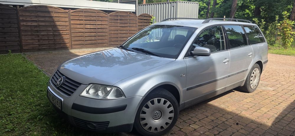Passat rok 2000 1.6 benzyna gaz stan idealny