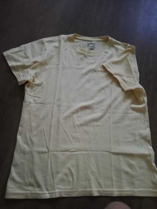 T shirt básica , tamanho S, amarela