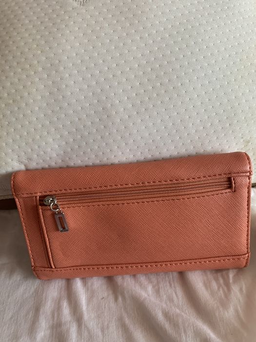 Carteira Guess laranja