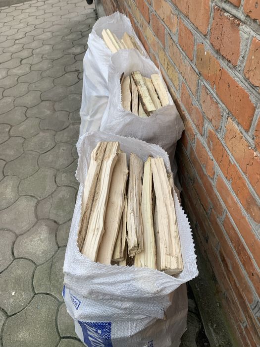 Тонкі рубані дрова для розпалу