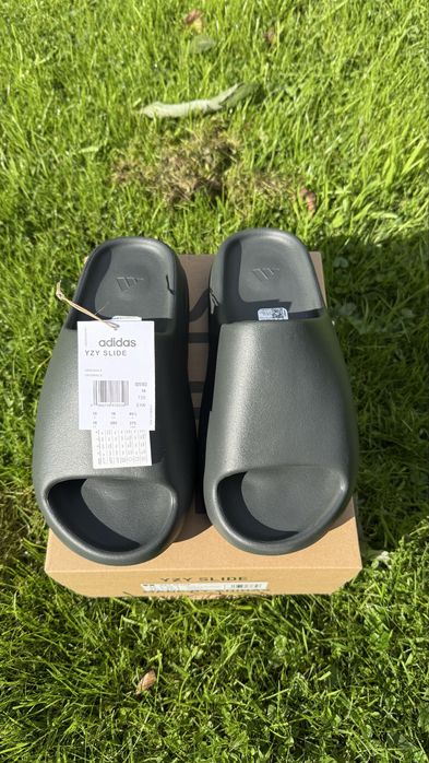 Buty Adidas Yeezy Slide Dark Onyx