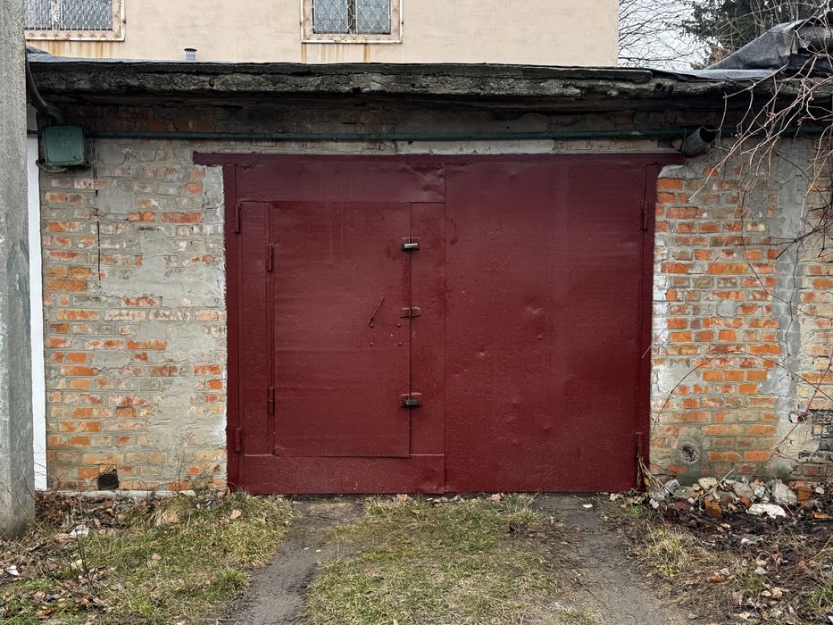 Гараж в кооперативі «Авіатор»