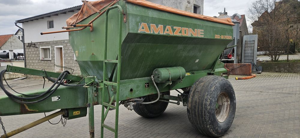 Rozsiewacz wapna amazone zgb 7001