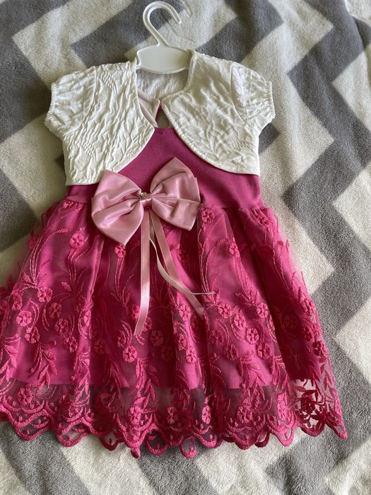 Нарядне пляття для дівчинки