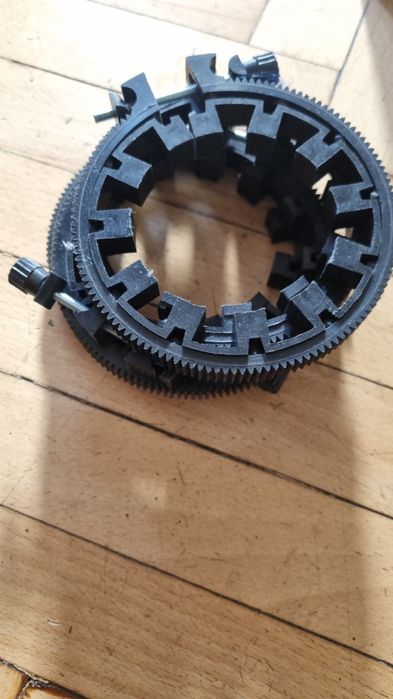 Універсальний плечовий упор