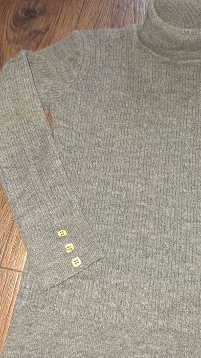 Тепла водолазка для дівчинки