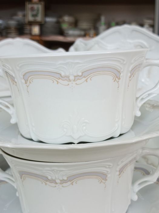Baronesse 12 osobowy serwis obiadowy jak nowy porcelana b