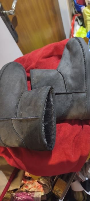 Ciepłe botki zamszowe szare.rozm. 37.wkladka 23 cm