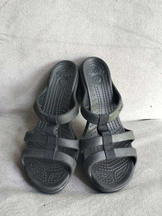 Crocs Cyprus ||| klapki na obcasie