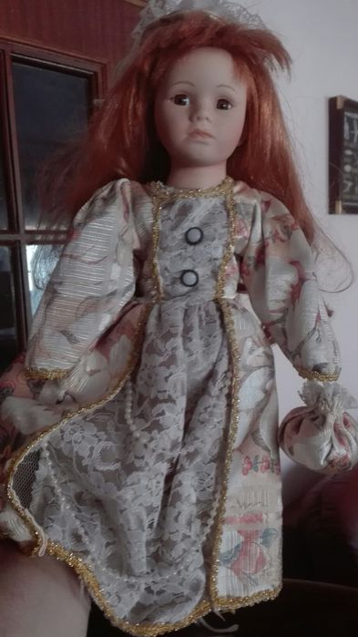 Bonecas de porcelana