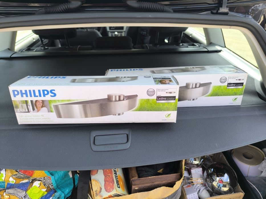 Lampa zewnętrzna Philips nowa 2szt.