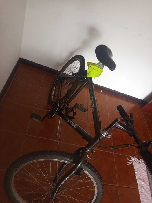 Vende se bicicleta
