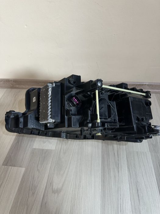 Фара Audi Q4 E-tron