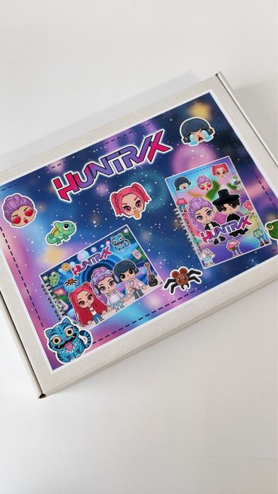 Подарунковий бокс Хантрікс (2 альбоми А5) Huntrix