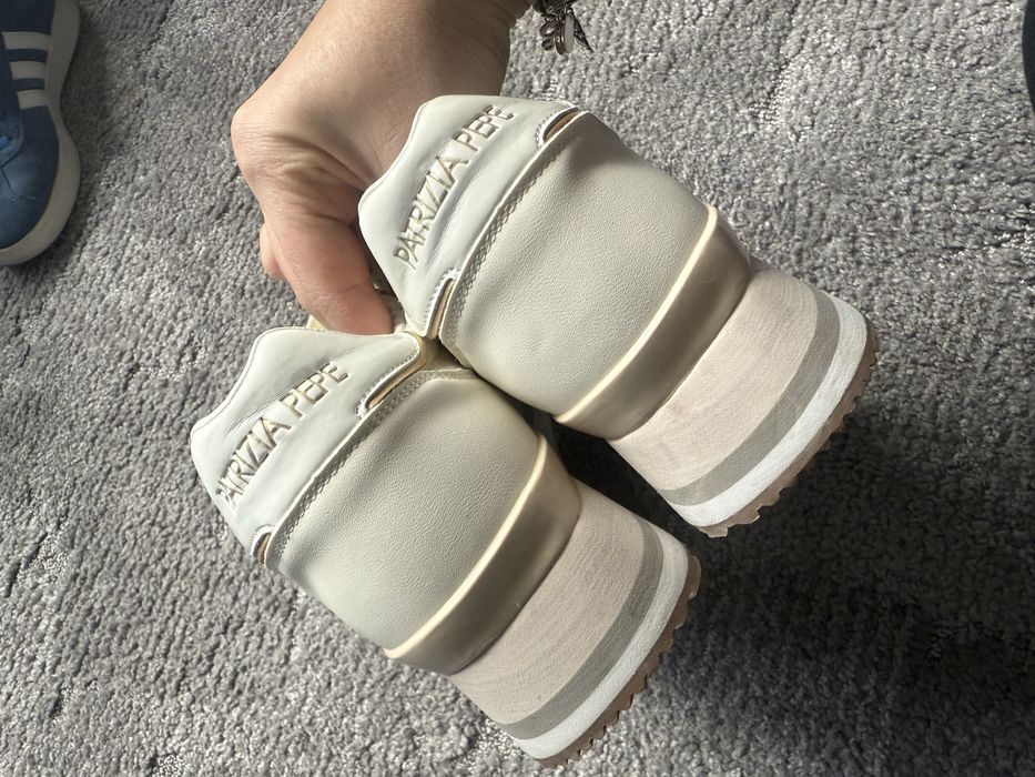 Buty sportowe sneakersy Patrizia Pepe 39