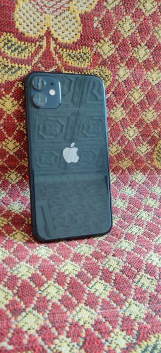 Телефон Iphone 11